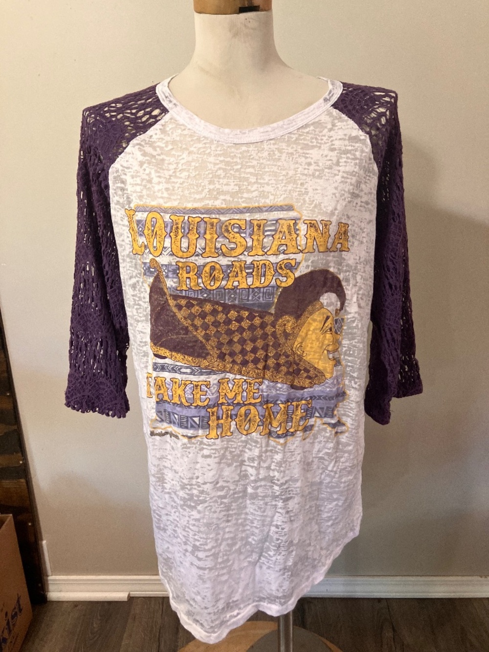 NWT Southern Grace Louisiana Roads Lace Raglan Top 2XL